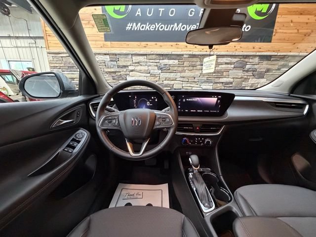 Used 2024 Buick Encore GX Preferred w/ Comfort Package AWD/4WD image 20