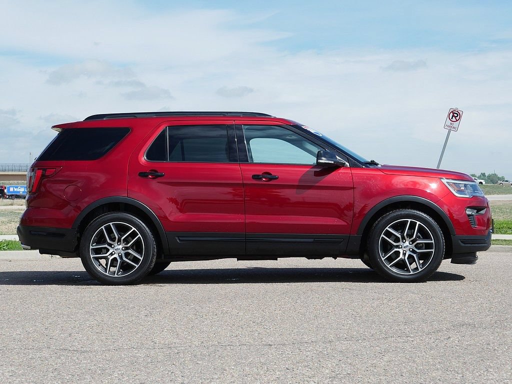 Used 2019 Ford Explorer Sport w/ Equipment Group 401A AWD/4WD image 7