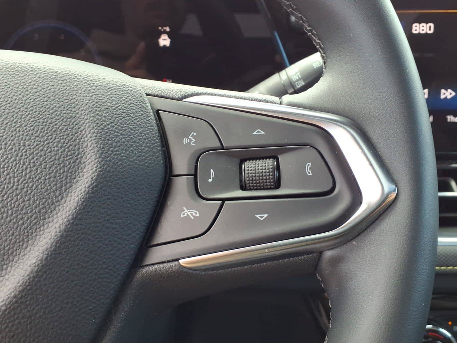 Certified 2024 Chevrolet TrailBlazer ACTIV w/ Convenience Package AWD/4WD image 16