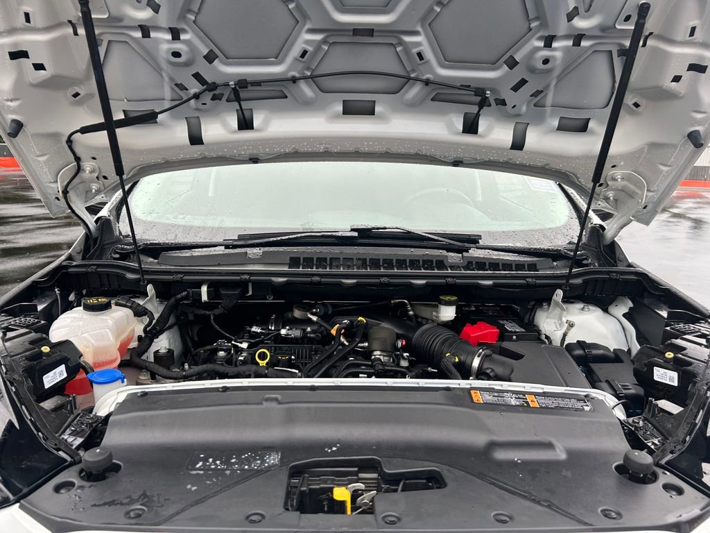 Used 2019 Ford Edge SE w/ SE Fleet Driver's Package image 29