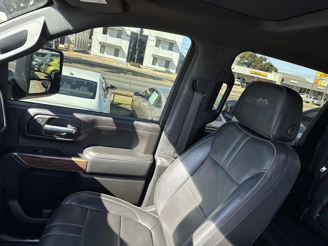 Used 2020 Chevrolet Silverado 2500 High Country w/ Technology Package image 20