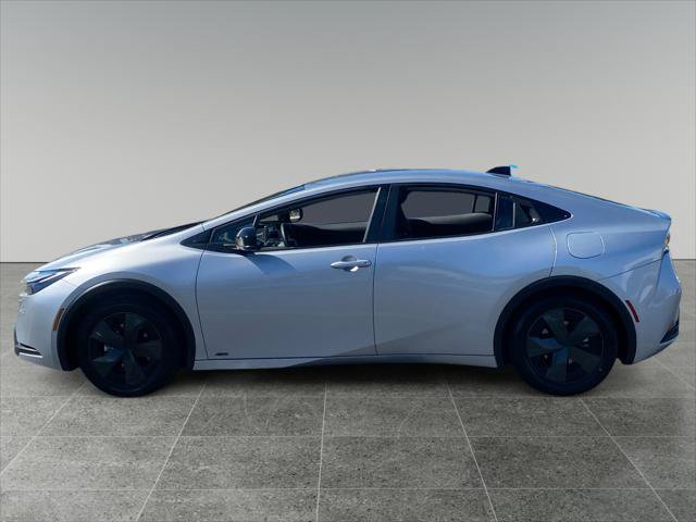 Certified 2026 Toyota Prius LE AWD/4WD image 2