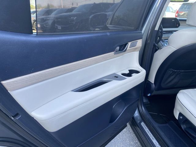 Used 2021 Hyundai Palisade Limited w/ Winter Package AWD/4WD image 13