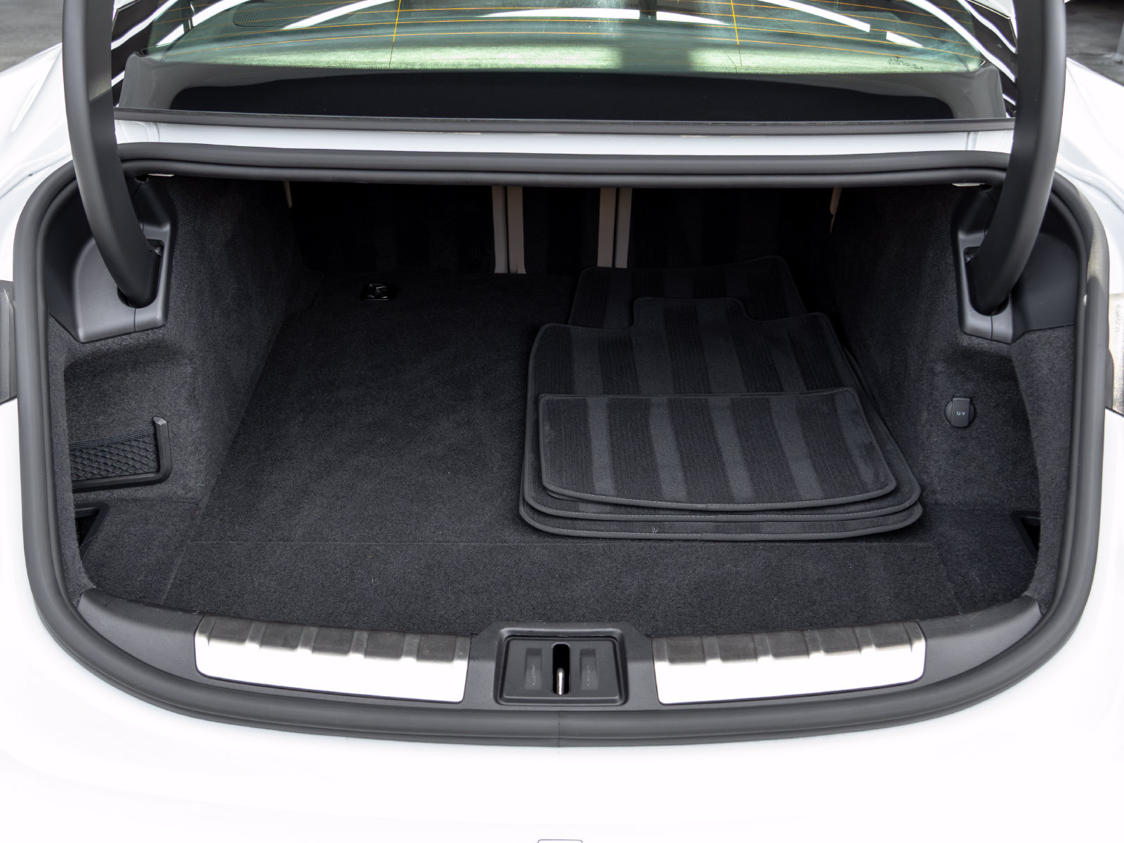 Certified 2024 Porsche Taycan GTS AWD/4WD image 47