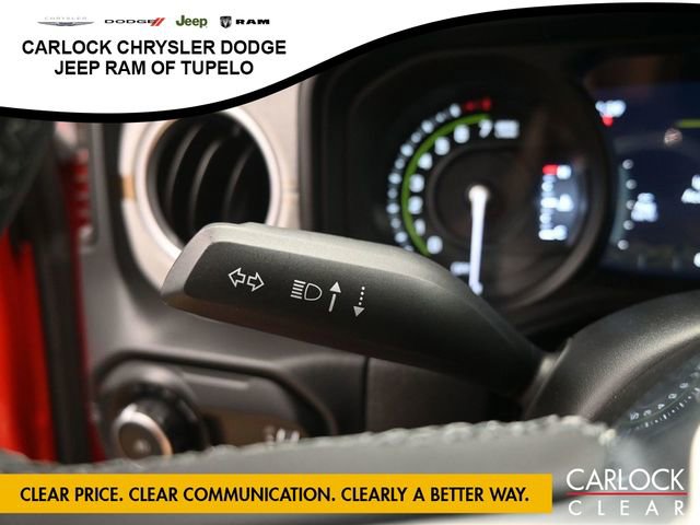 Used 2025 Jeep Wrangler Sahara image 17
