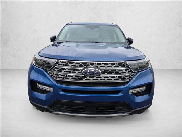 Used 2021 Ford Explorer Limited w/ Equipment Group 301A AWD/4WD image 2