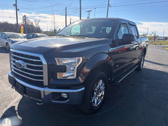 Used 2015 Ford F150 XLT w/ Equipment Group 302A Luxury AWD/4WD image 3