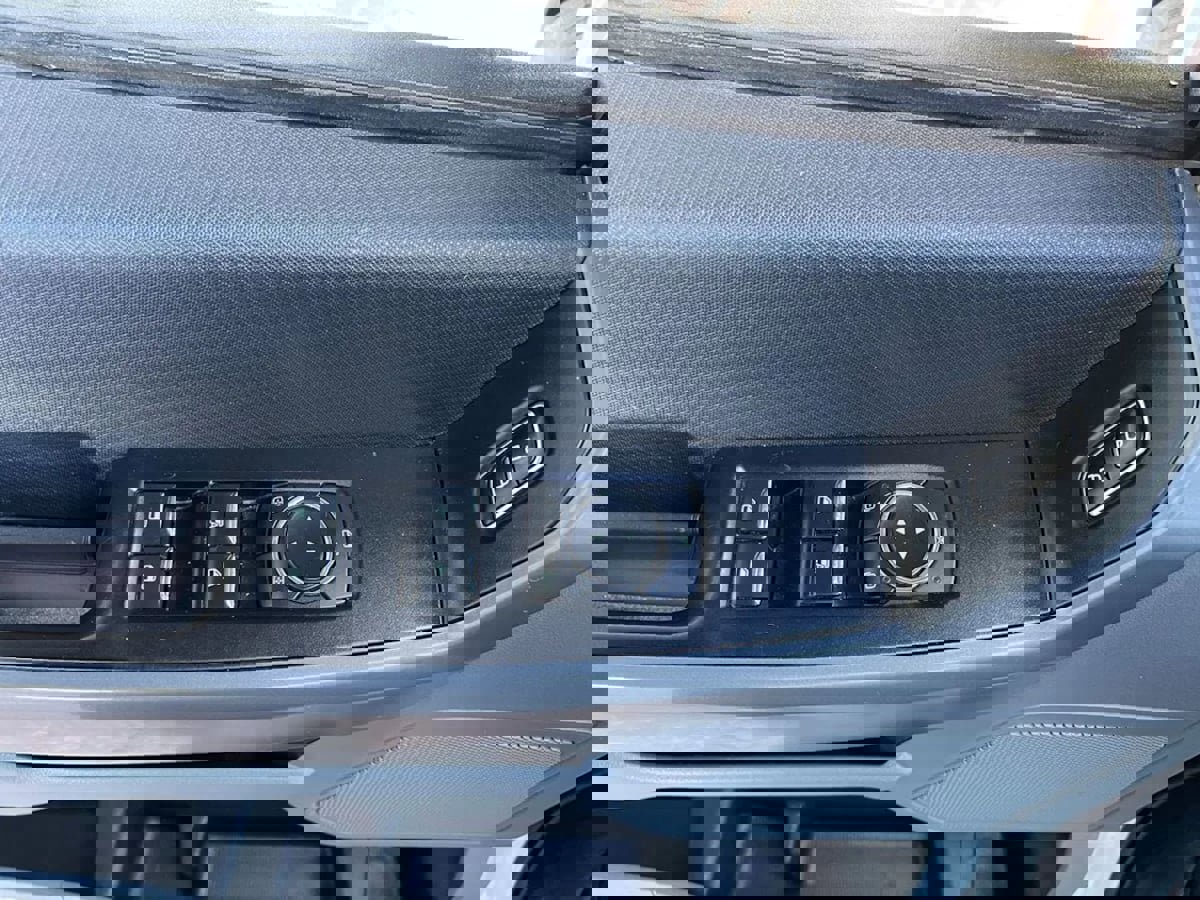 Used 2023 Ford F150 XLT image 17