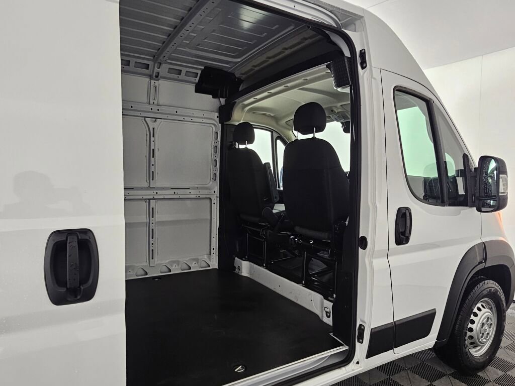 New 2026 RAM ProMaster 2500 FWD image 30