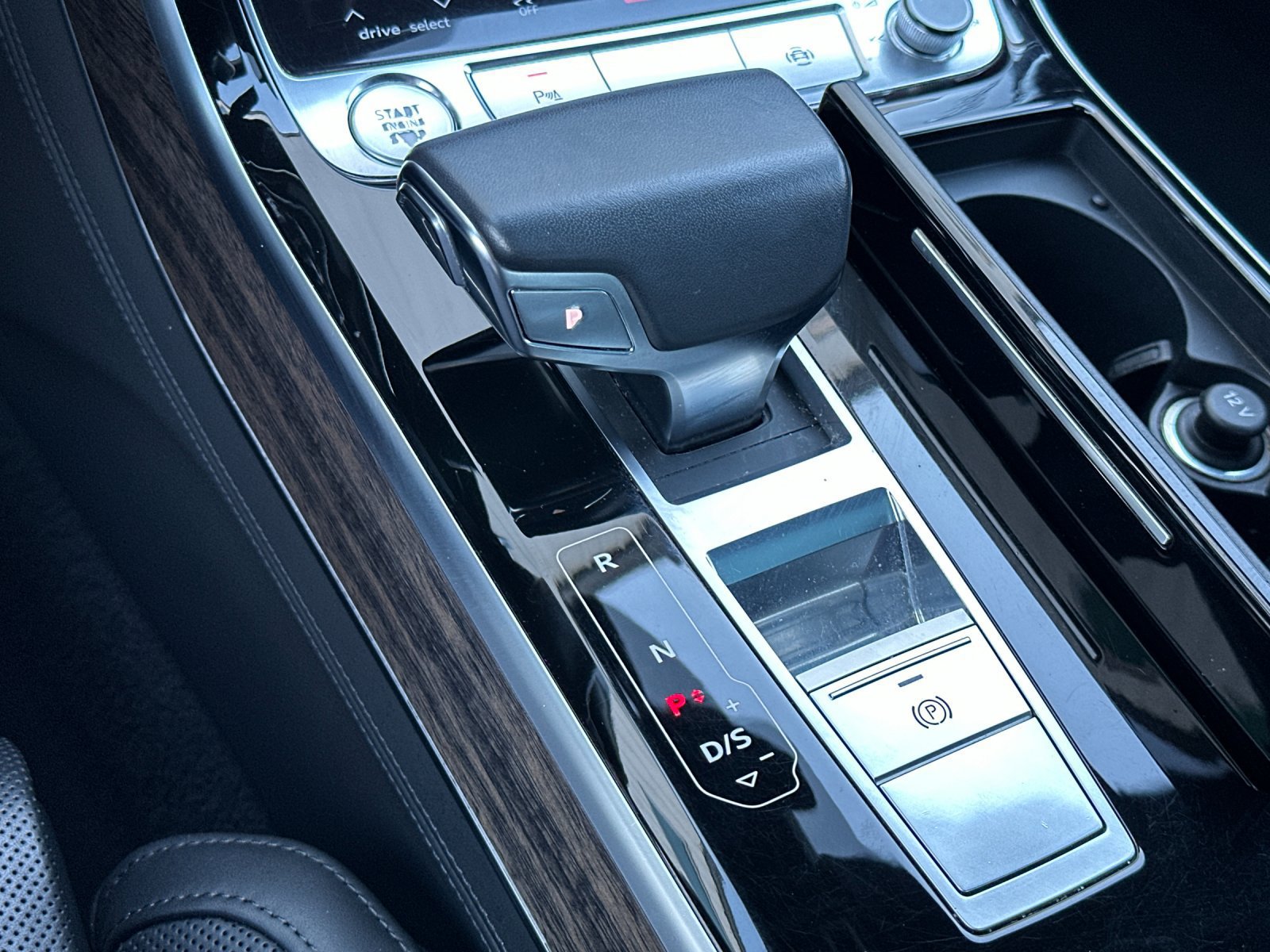 Used 2019 Audi A8 L 3.0T AWD/4WD image 24
