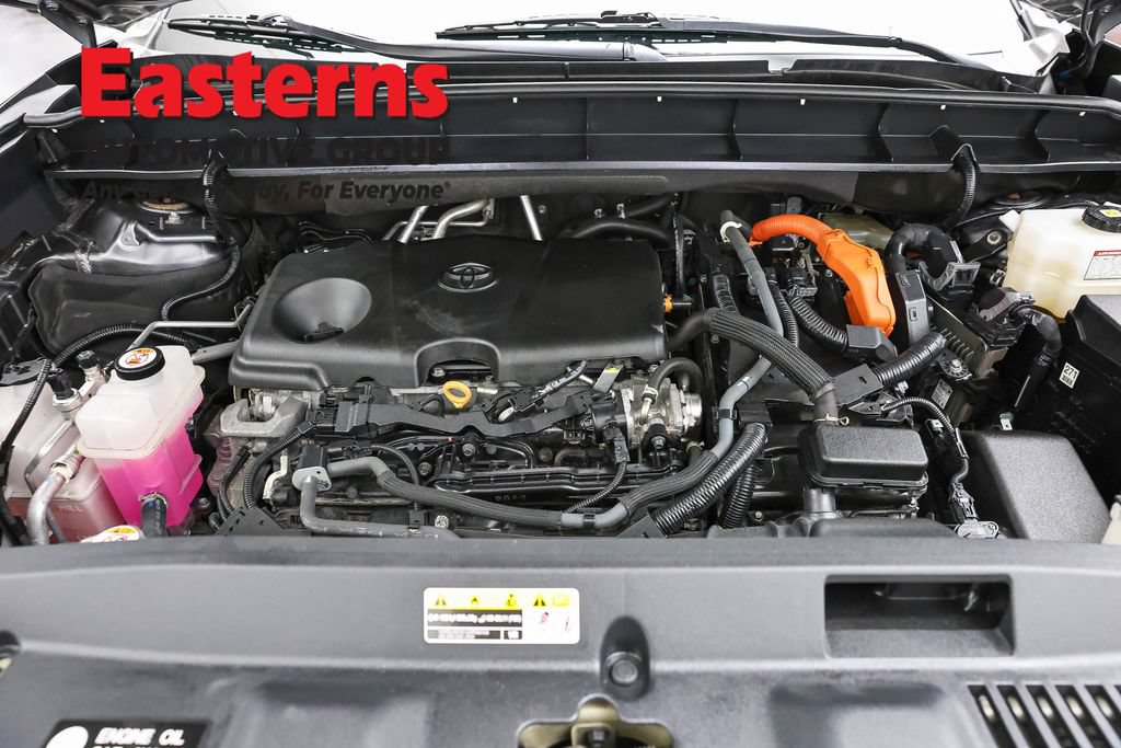 Used 2022 Toyota Highlander XLE AWD/4WD image 7