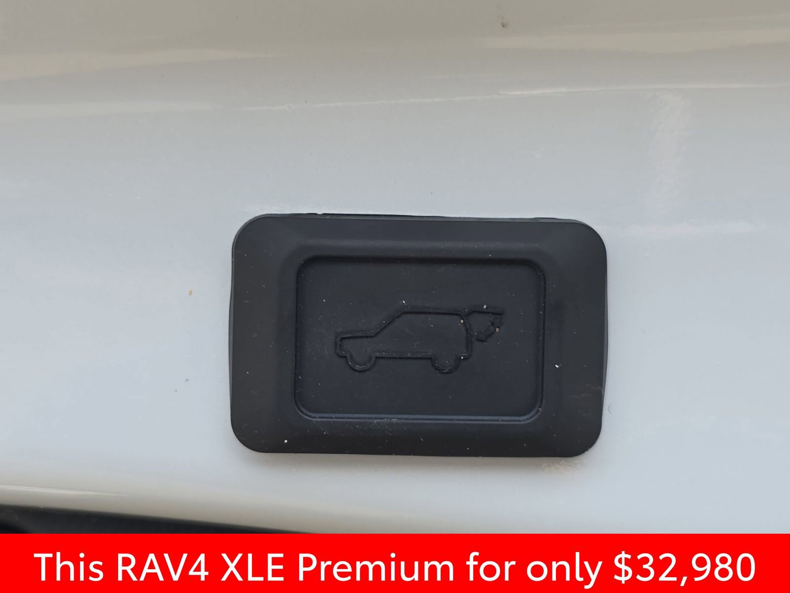 Used 2024 Toyota RAV4 XLE Premium w/ Weather Package image 19