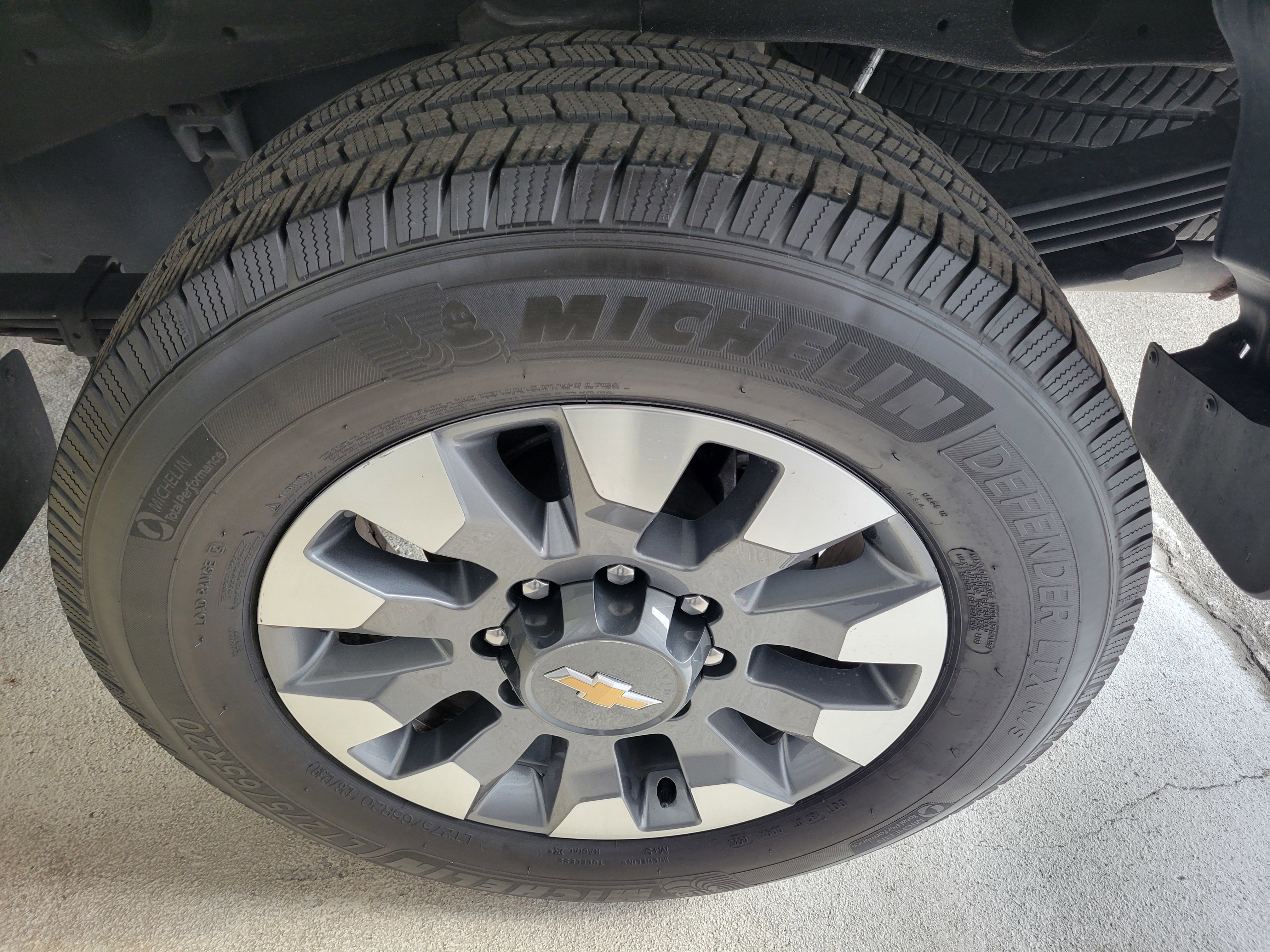 Used 2021 Chevrolet Silverado 2500 Custom w/ Custom Value Package image 39