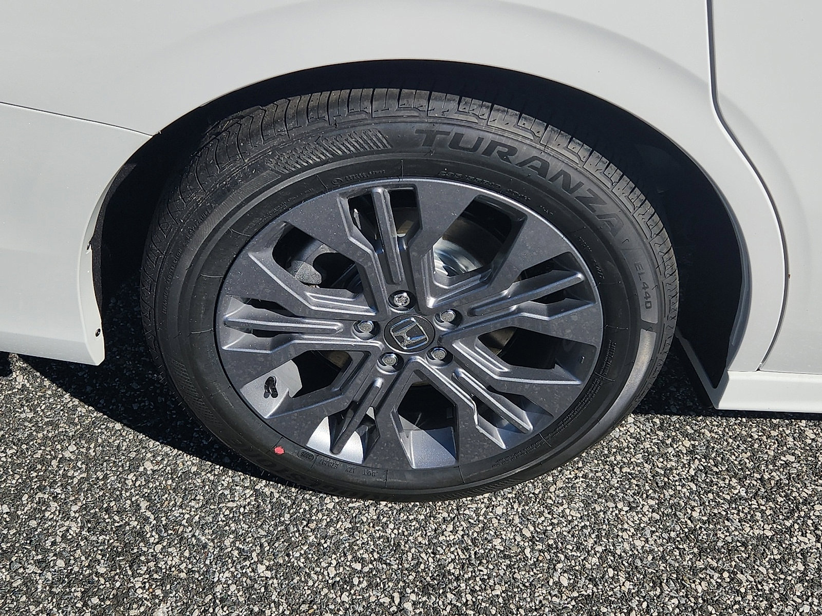 New 2026 Honda Odyssey Touring image 5