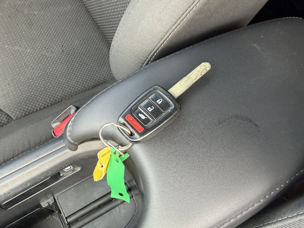 Used 2022 Honda HR-V Sport image 25