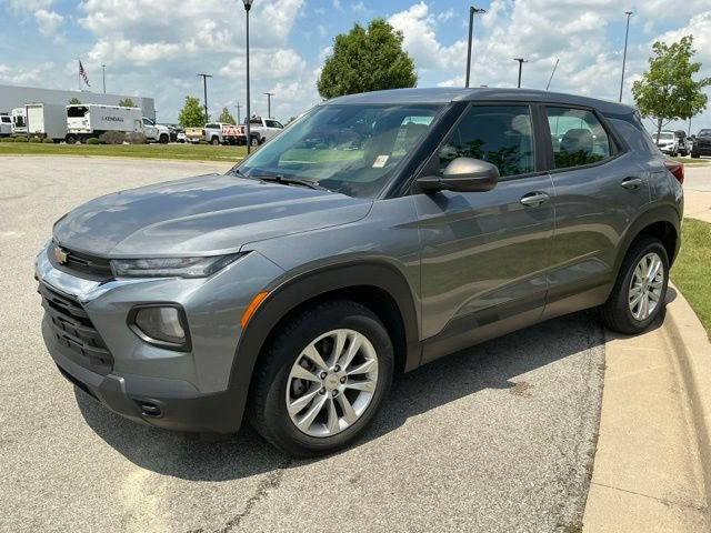 Used 2021 Chevrolet TrailBlazer LS FWD image 3