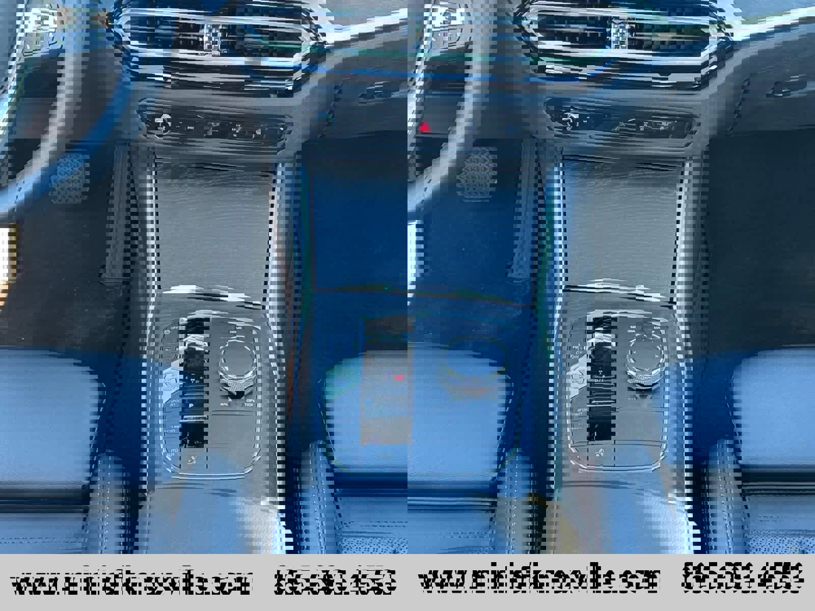 Used 2023 BMW 330i Sedan w/ Convenience Package image 14