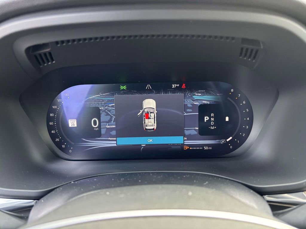 New 2026 Volvo XC60 B5 Plus w/ Protection Package Premier image 15