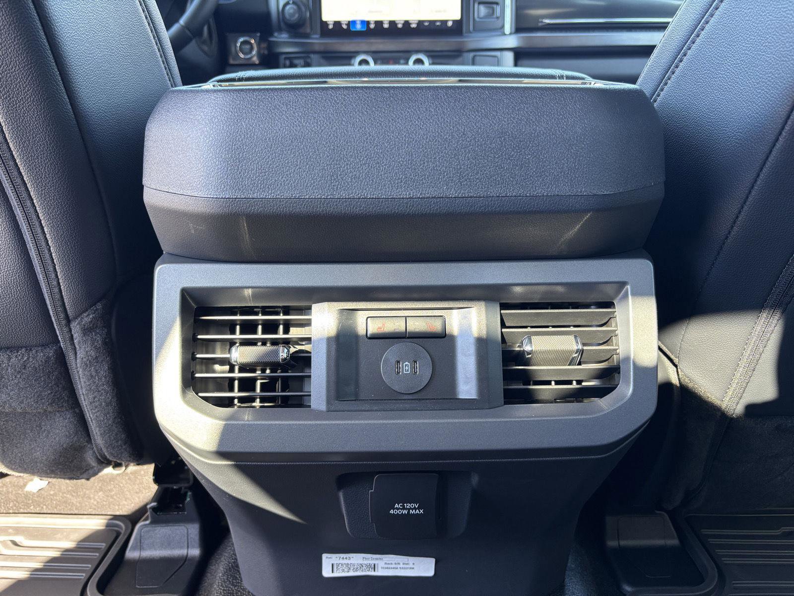 New 2026 Ford F350 Lariat w/ Black Appearance Package image 38