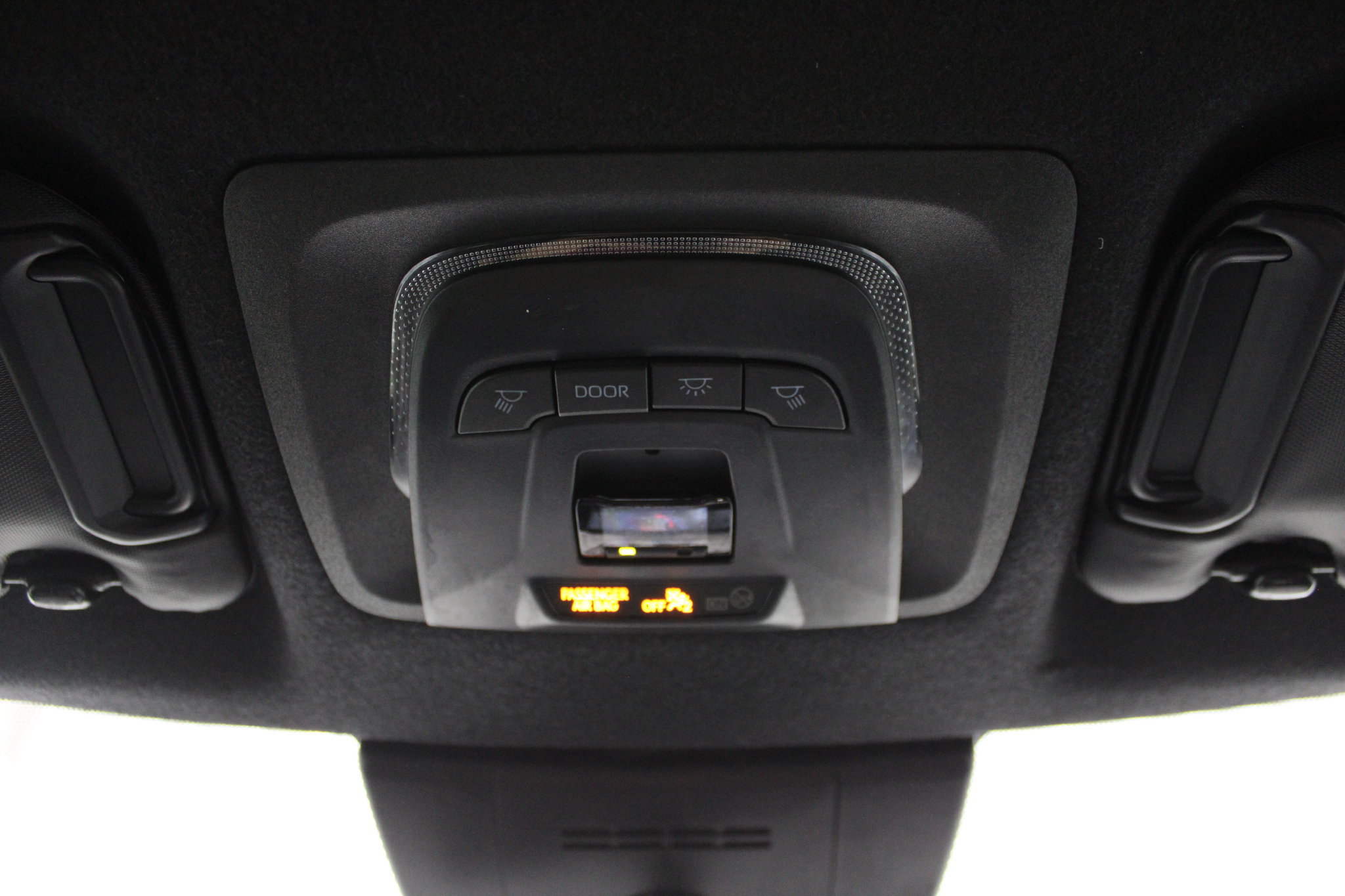 Used 2025 Toyota Corolla Cross AWD Hybrid image 30