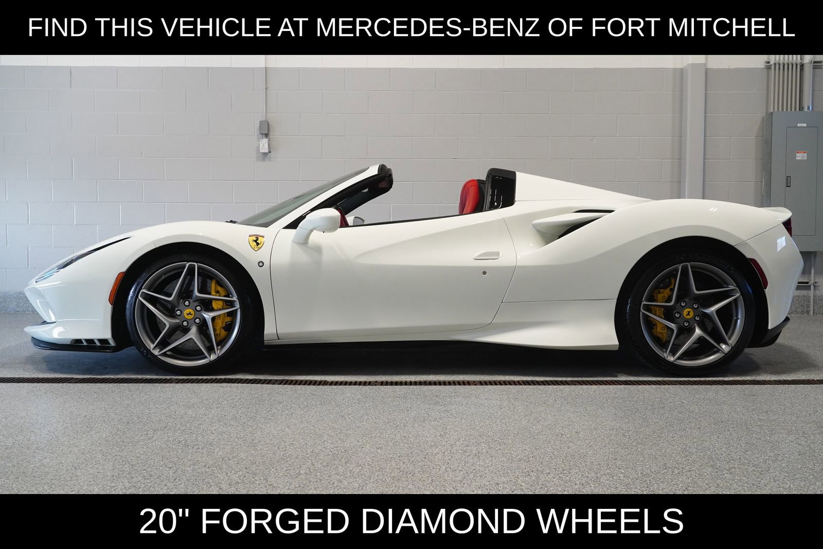 Used 2021 Ferrari F8 Tributo image 3