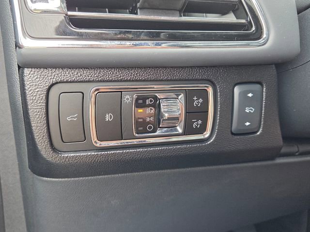 Used 2024 Lincoln Navigator Black Label image 29