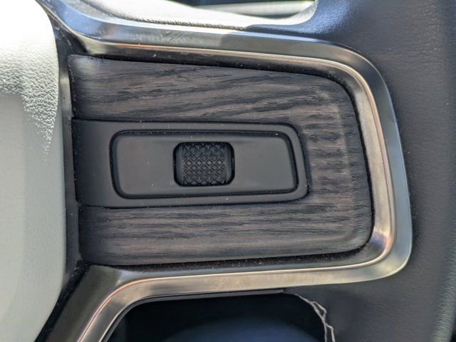 Used 2023 Rivian R1T Adventure image 20