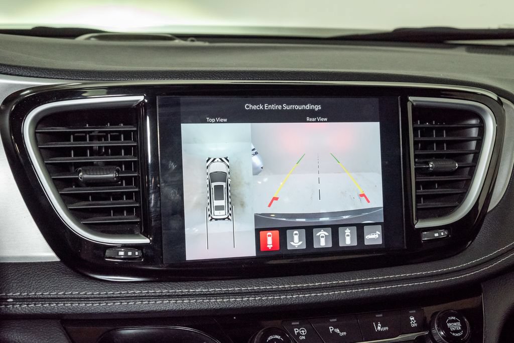 Used 2022 Chrysler Pacifica Limited w/ S Appearance Package FWD image 21