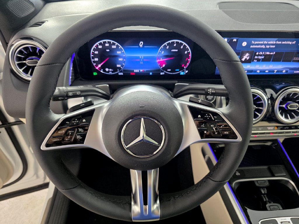 New 2026 Mercedes-Benz GLB 250 image 12