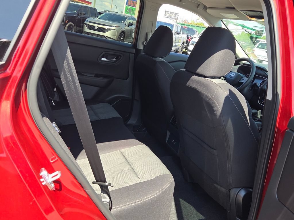 New 2026 Nissan Rogue SV FWD image 12