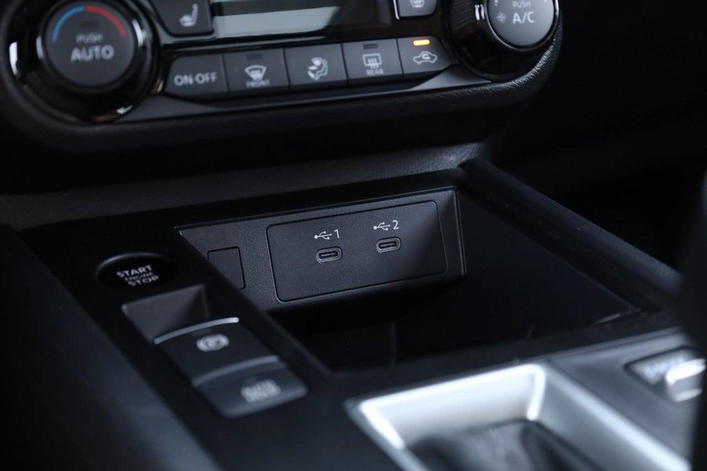 New 2026 Nissan Kicks SV w/ SV Premium Package image 17