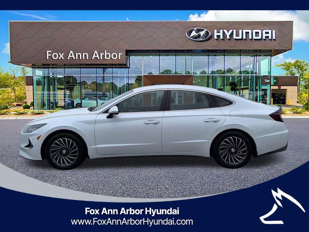 Used 2021 Hyundai Sonata SEL FWD image 2