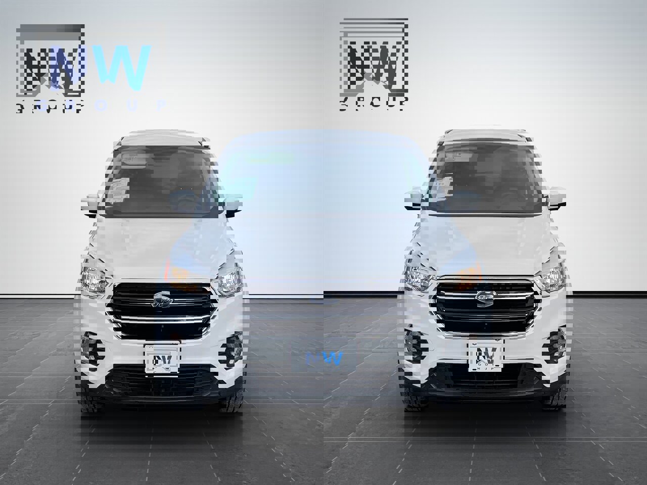 Used 2017 Ford Escape SE w/ SE Cold Weather Package image 2