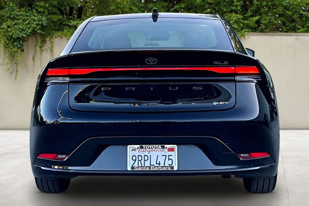 Used 2024 Toyota Prius XLE image 6