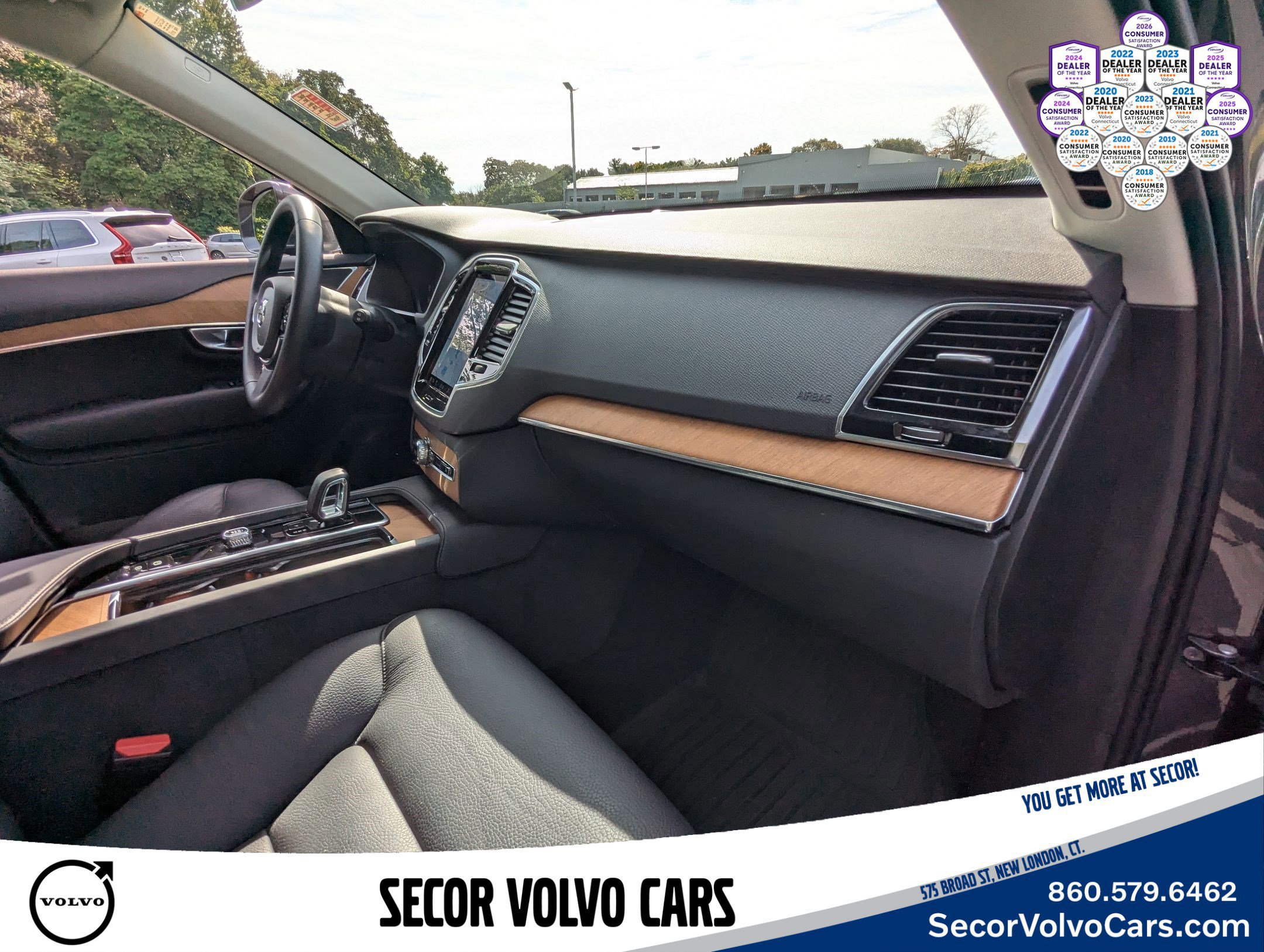 Certified 2024 Volvo XC90 T8 Plus w/ Protection Package Premier image 26