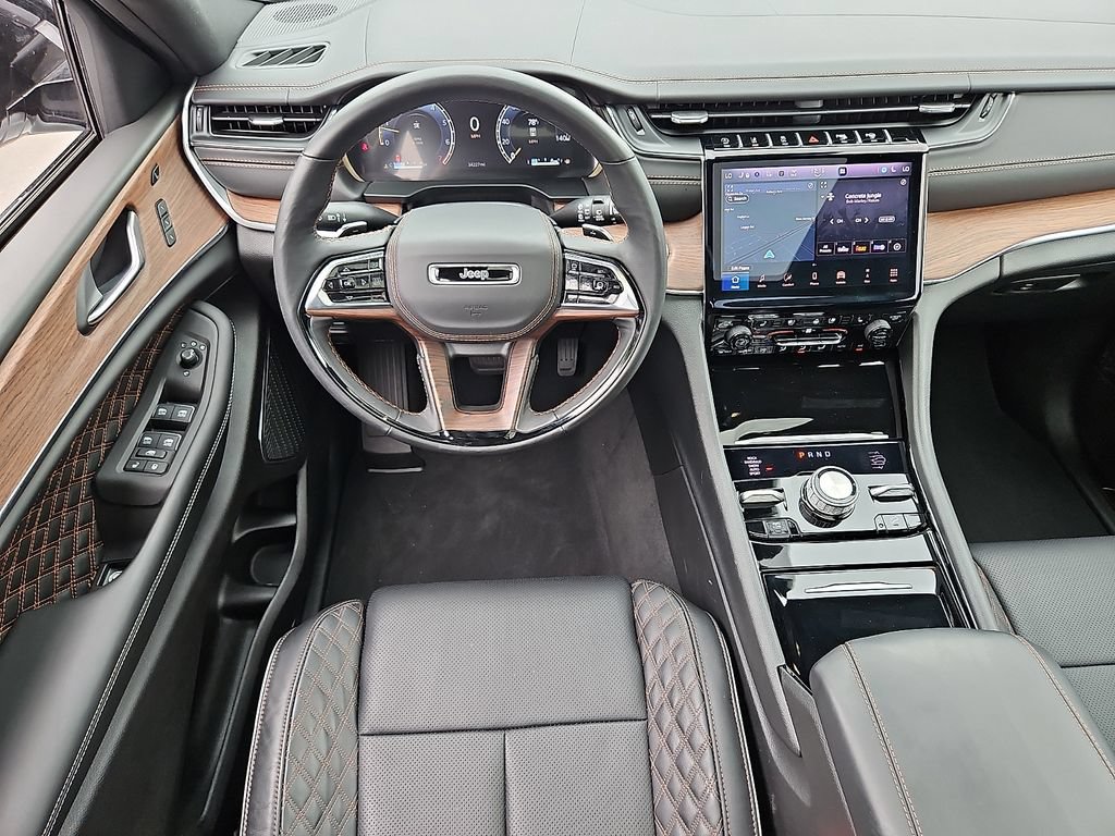 Certified 2025 Jeep Grand Cherokee Summit w/ Luxury Tech Group V AWD/4WD image 10