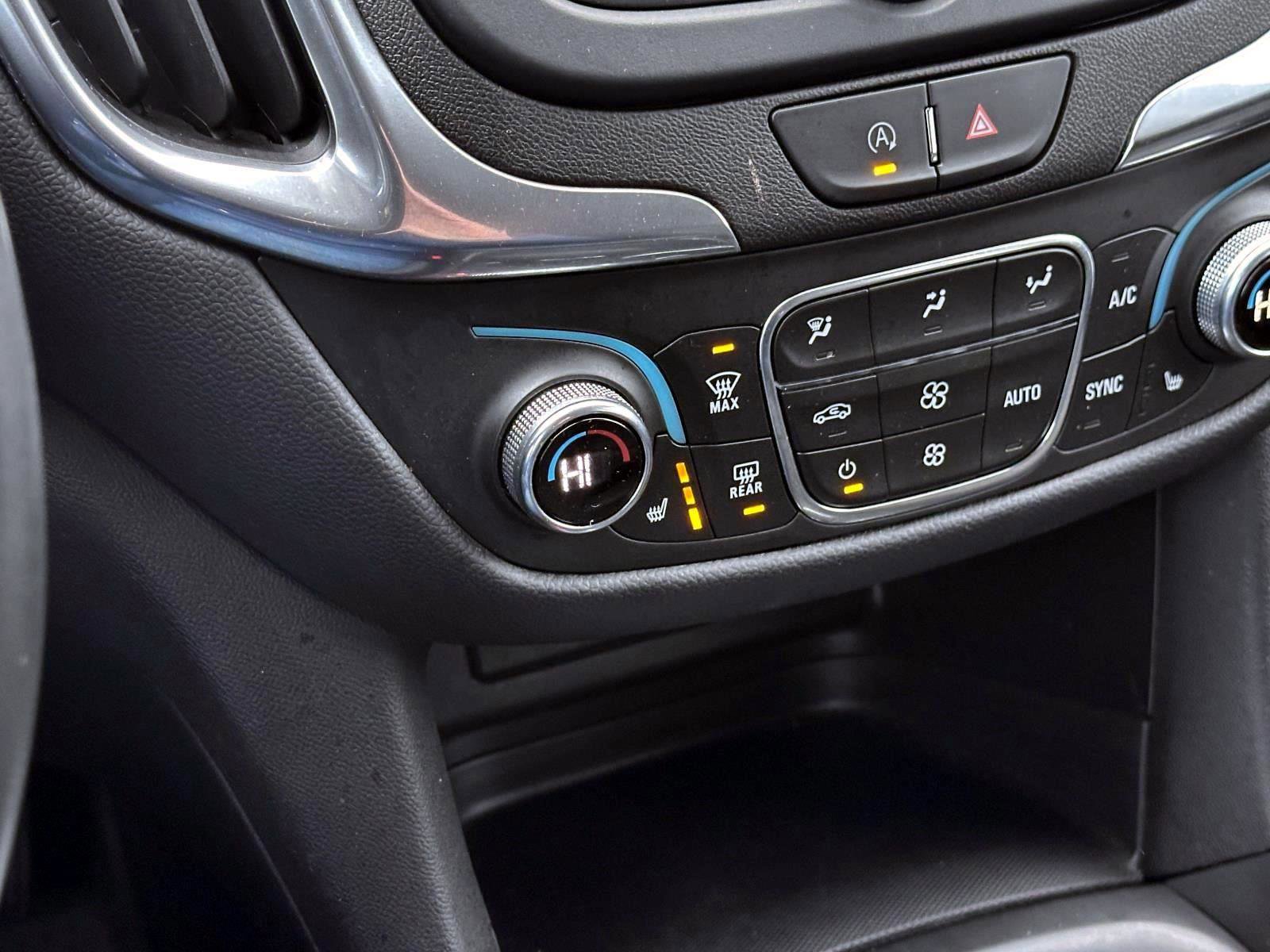 Used 2023 Chevrolet Equinox LT image 24