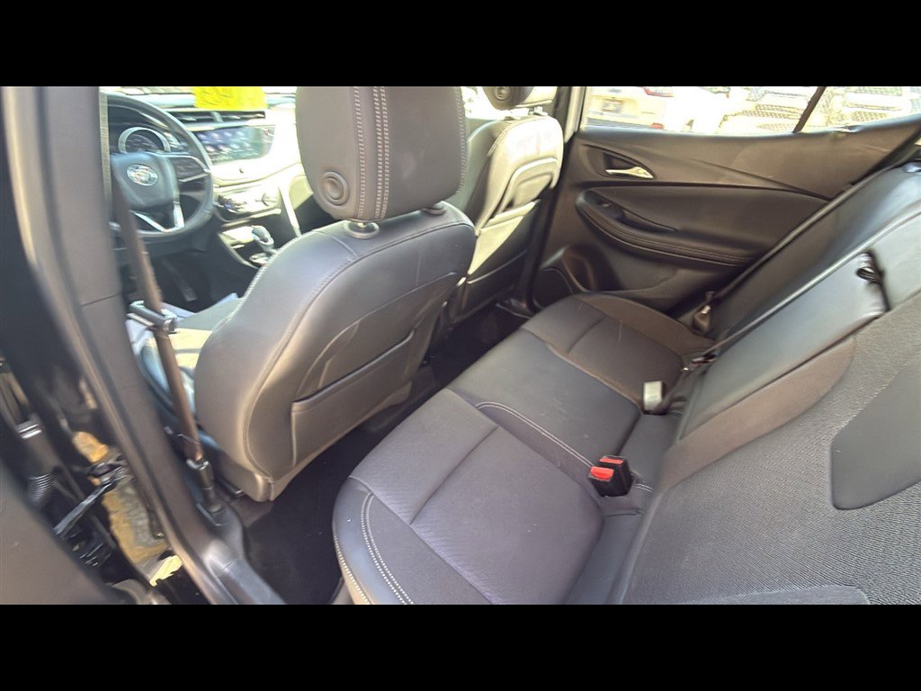 Certified 2023 Buick Encore GX Select image 16
