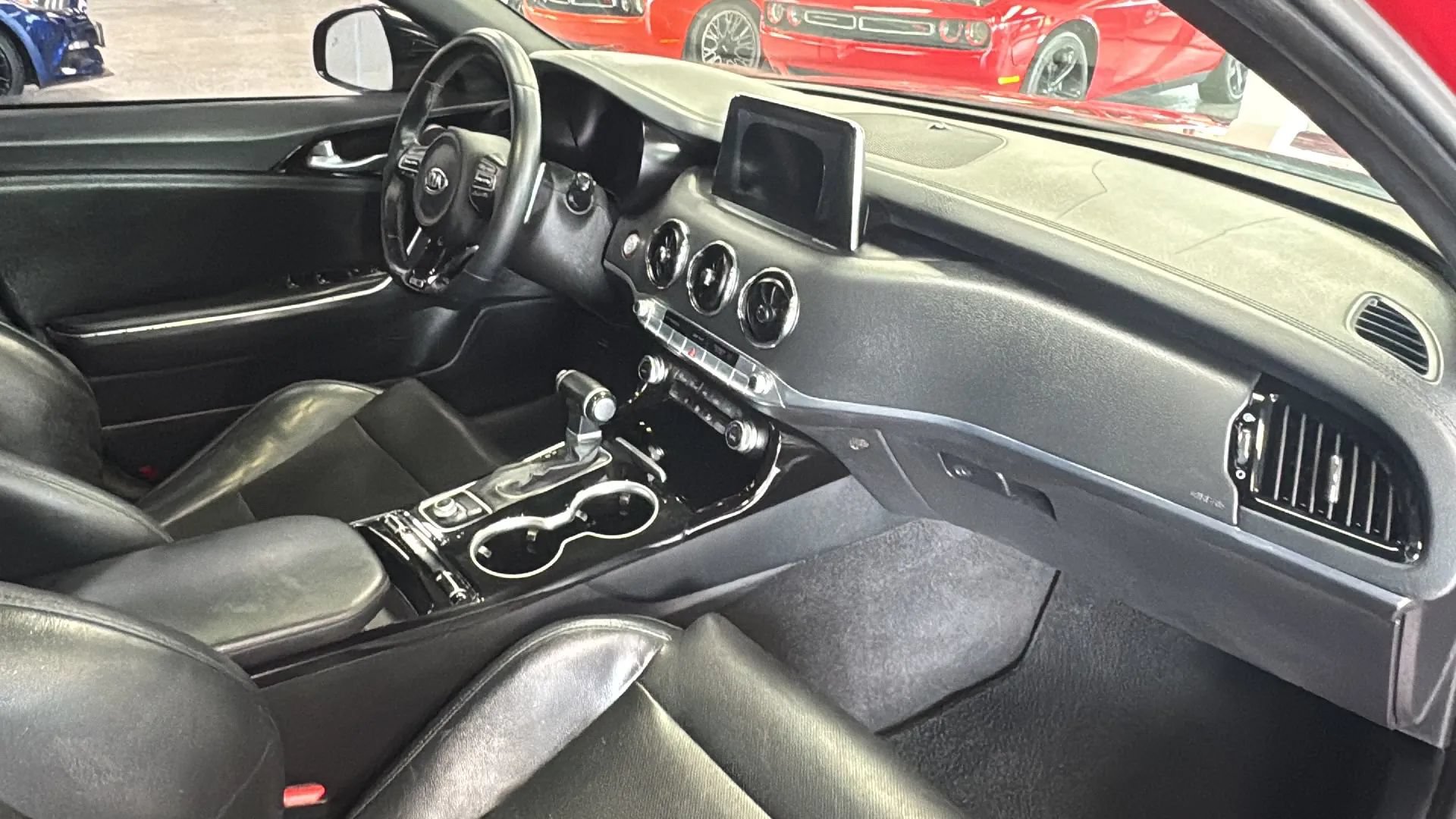 Used 2020 Kia Stinger GT-Line w/ Sun & Sound Package RWD image 8