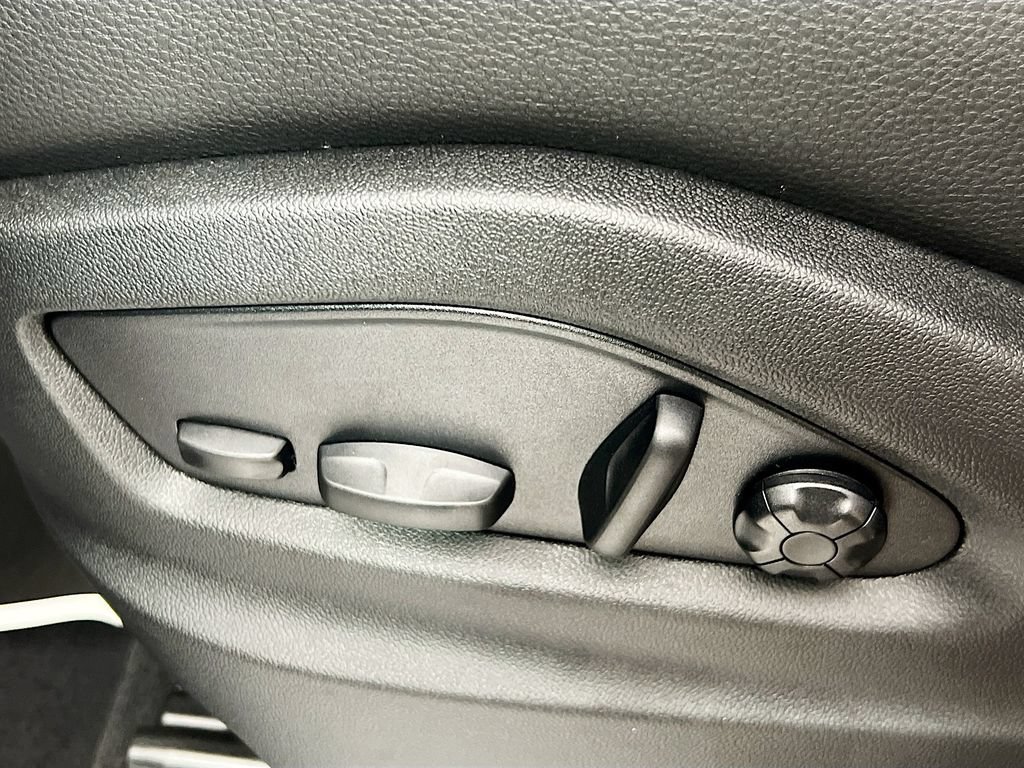New 2026 Porsche Cayenne AWD/4WD image 22