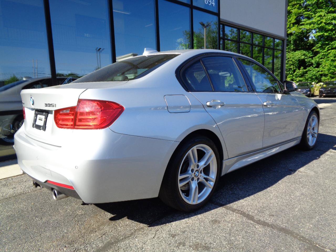 Used 2015 BMW 335i xDrive Sedan AWD/4WD image 5