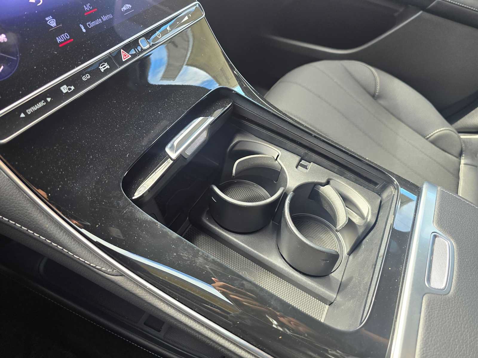 New 2026 Mercedes-Benz EQE 320 4MATIC SUV image 29