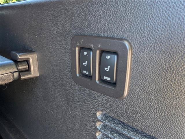 Used 2012 Lincoln Navigator L 4WD image 24