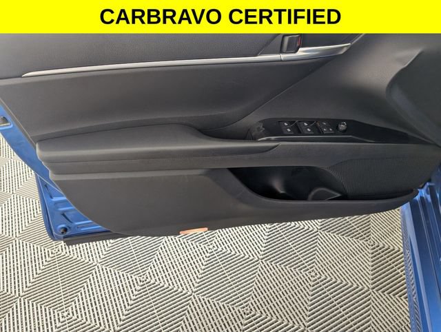 Used 2019 Toyota Camry SE FWD image 10