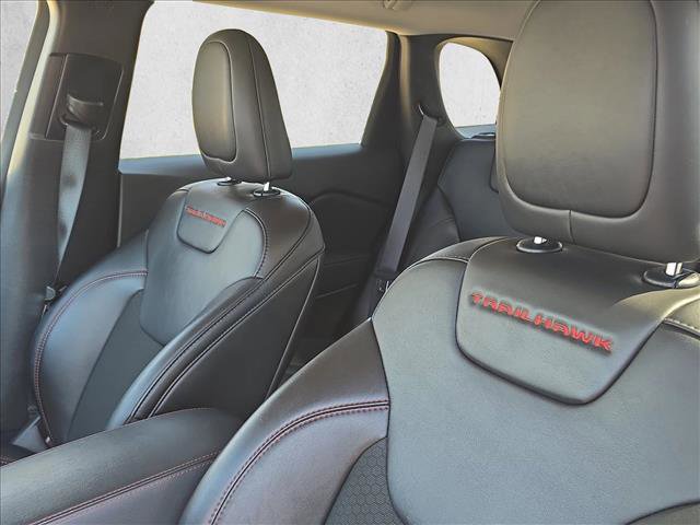 Used 2022 Jeep Cherokee Trailhawk w/ Comfort/Convenience Group image 14