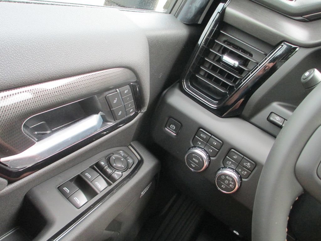 New 2026 GMC Sierra 2500 AT4 w/ AT4 Premium Plus Package AWD/4WD image 20