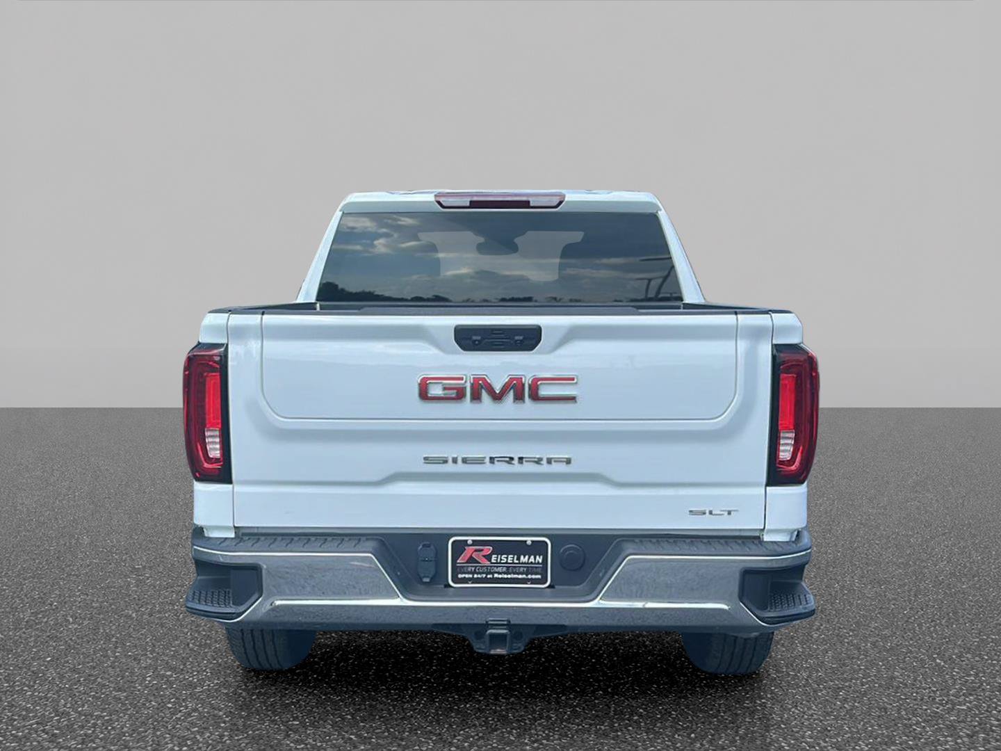 Certified 2025 GMC Sierra 1500 SLT AWD/4WD image 4