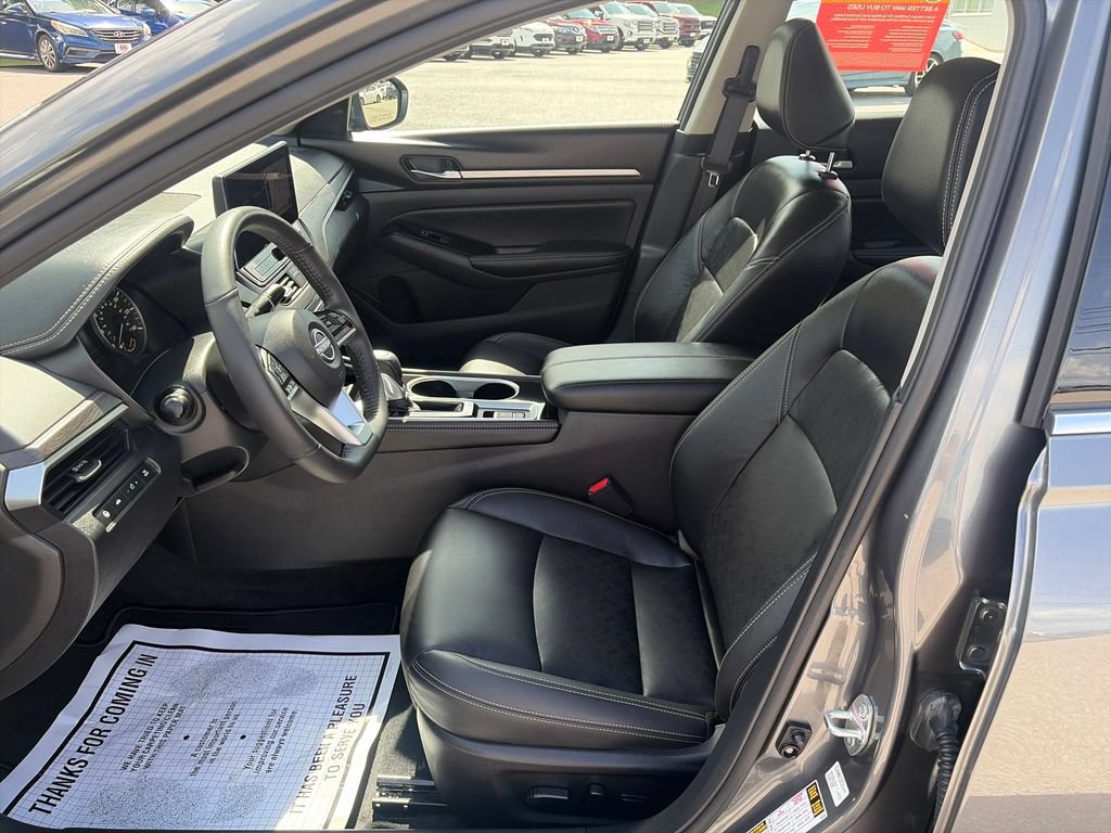 Certified 2025 Nissan Altima 2.5 SL FWD image 11