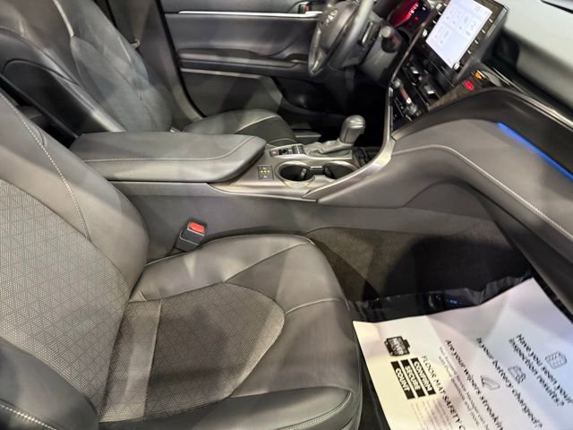 Used 2021 Toyota Camry XSE image 23
