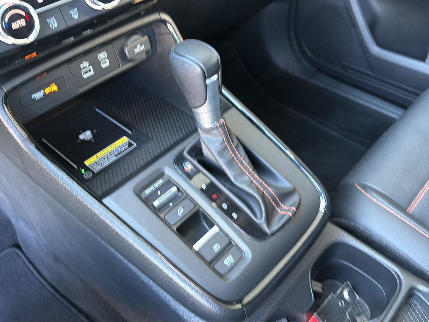 Used 2024 Honda CR-V Sport Touring image 28